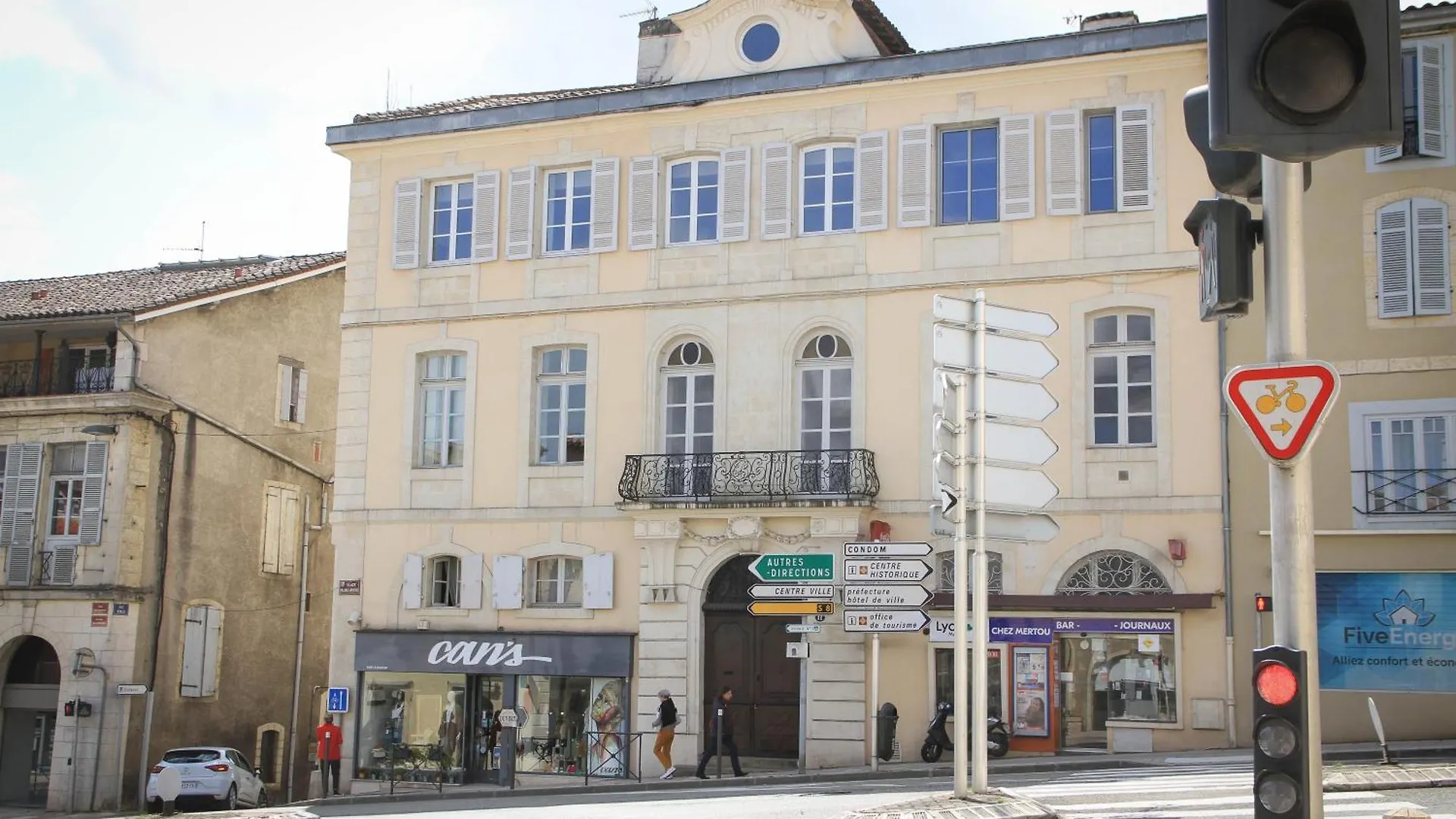 Apartment Villaret - Tres Spacieux En Coeur De Ville Auch France